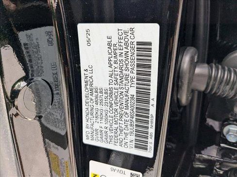 New 2025 Acura TLX w/ Technology Package image 17