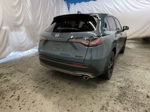 Certified 2025 Honda HR-V Sport image 6