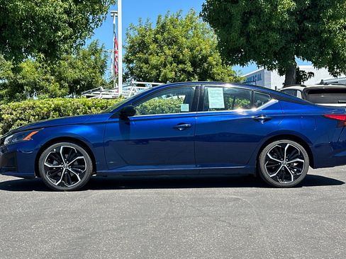 Certified 2024 Nissan Altima 2.5 SR FWD image 7