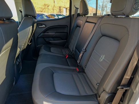 Used 2022 GMC Canyon AT4 image 27