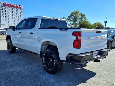 Used 2022 Chevrolet Silverado 1500 Custom Trail Boss AWD/4WD image 3