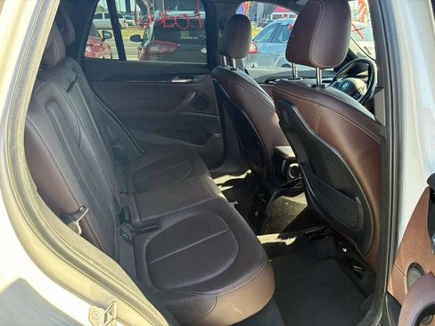 Used 2018 BMW X1 sDrive28i FWD image 9