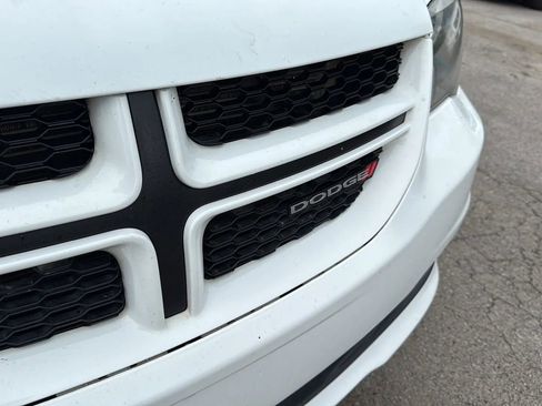 Used 2015 Dodge Grand Caravan R/T image 24