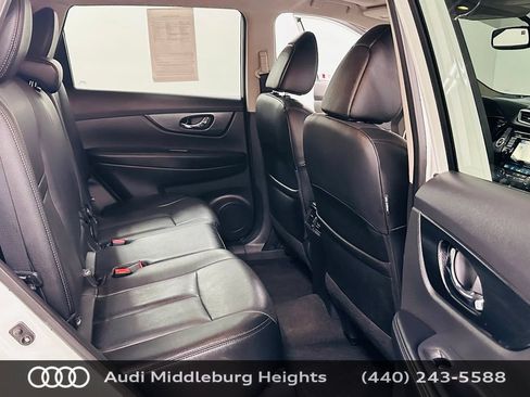 Used 2016 Nissan Rogue SL w/ SL Premium Package AWD/4WD image 27