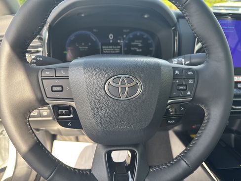 New 2026 Toyota Camry XLE FWD image 17
