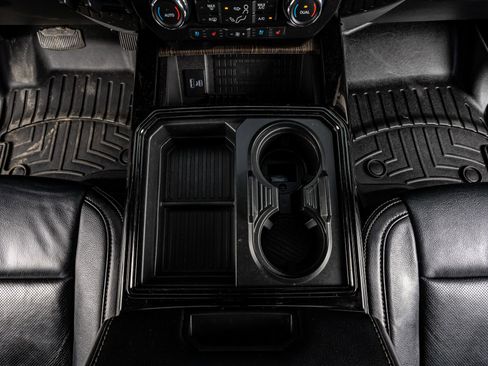 Used 2020 Ford F250 Lariat image 28