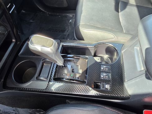 Used 2024 Toyota 4Runner TRD Off-Road Premium image 14