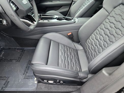 New 2026 Audi S e-tron GT Premium Plus AWD/4WD image 26