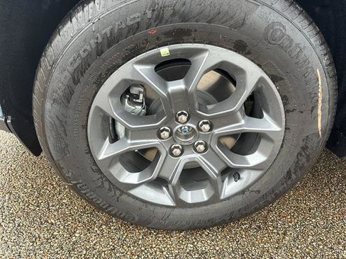 New 2025 Ford Maverick XLT w/ XLT Luxury Package image 9