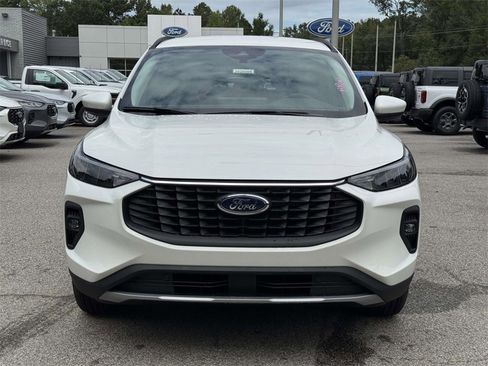 New 2026 Ford Escape SE image 23