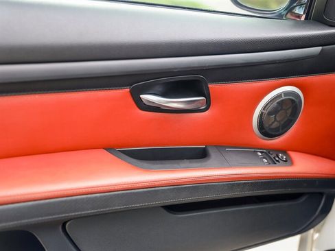 Used 2011 BMW M3 Coupe RWD image 26