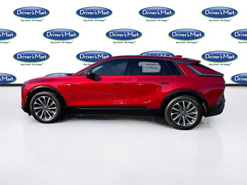 Used 2024 Cadillac Lyriq Sport RWD image 4