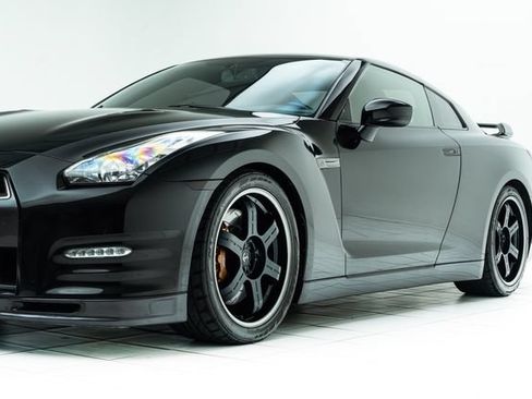 Used 2014 Nissan GT-R Track Edition AWD/4WD image 9