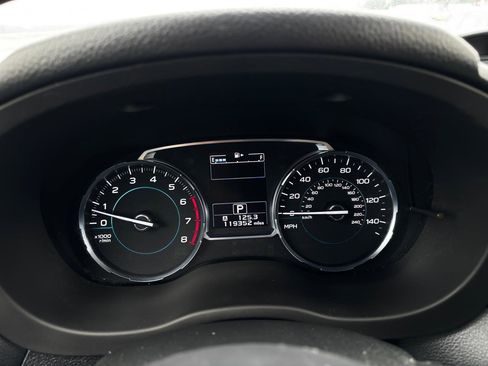 Used 2017 Subaru Forester 2.5i Limited AWD/4WD image 13