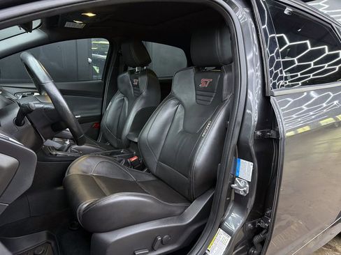 Used 2015 Ford Focus ST w/ Equipment Group 402A image 17