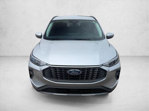 Certified 2023 Ford Escape SE FWD image 2