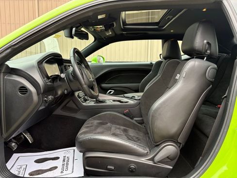 Used 2023 Dodge Challenger R/T w/ T/A Package image 23