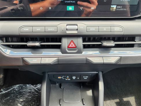 New 2025 Kia K4 EX image 14