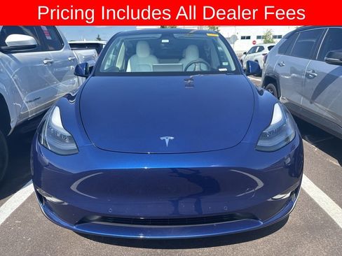 Used 2022 Tesla Model Y Performance AWD/4WD image 2