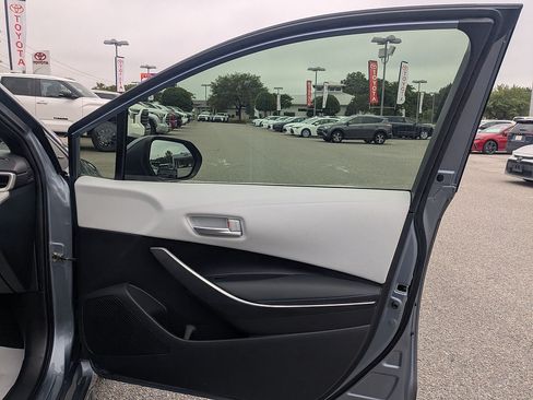 Certified 2021 Toyota Corolla SE FWD image 29