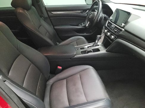 Used 2018 Honda Accord Sport image 21
