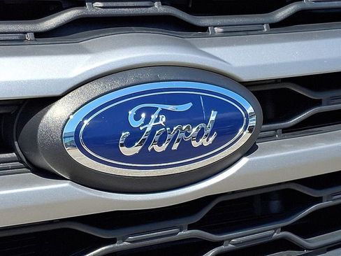 Used 2024 Ford Expedition Max XLT AWD/4WD image 32