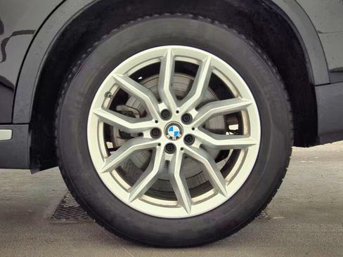 Used 2019 BMW X5 xDrive40i AWD/4WD image 22