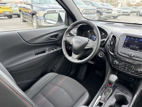 Certified 2024 Chevrolet Equinox RS w/ LPO, Floor Liner Package image 13