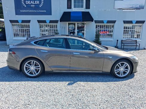 Used 2015 Tesla Model S 85D AWD/4WD image 6