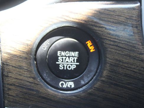 Used 2018 Jeep Grand Cherokee Summit AWD/4WD image 35