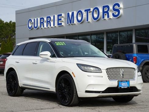 Used 2021 Lincoln Corsair Reserve image 1