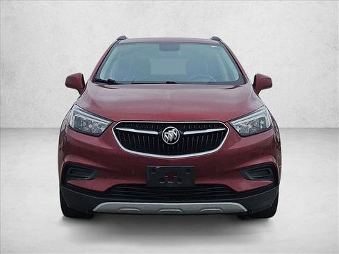 Used 2022 Buick Encore Preferred w/ Safety Package image 2