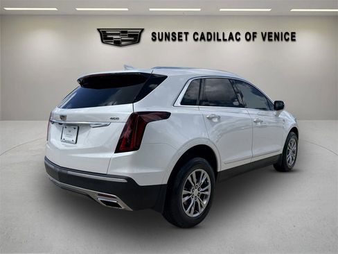 Certified 2023 Cadillac XT5 Premium Luxury FWD image 3