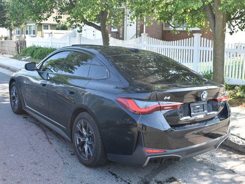 Used 2023 BMW i4 eDrive35 RWD image 7