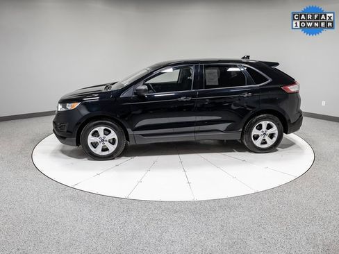 Used 2018 Ford Edge SE image 29