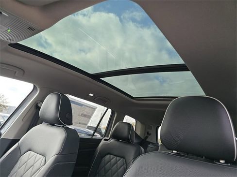 New 2026 Volkswagen Atlas SEL Premium R-Line image 3