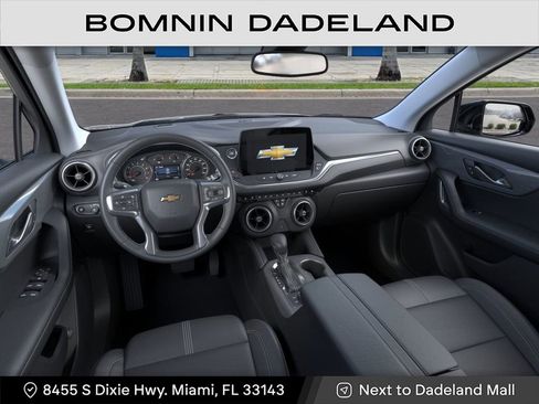 New 2025 Chevrolet Blazer LT w/ Midnight/Sport Edition FWD image 16
