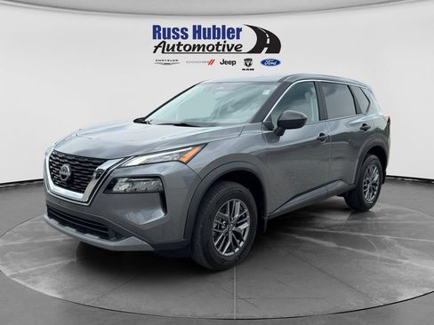 Used 2023 Nissan Rogue S AWD/4WD image 1