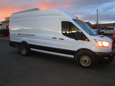 Used 2021 Ford Transit 250 Medium Roof AWD image 1