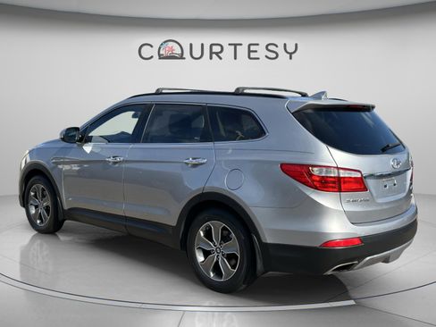 Used 2014 Hyundai Santa Fe Limited image 4