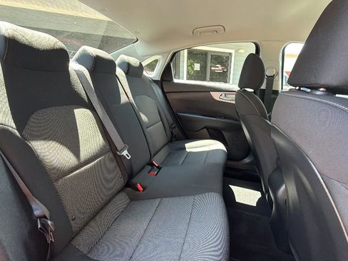 Used 2023 Kia Forte LXS w/ LXS Technology Package FWD image 22