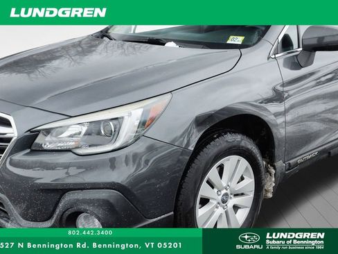 Used 2018 Subaru Outback 2.5i Premium image 38