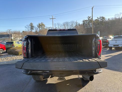 Used 2024 GMC Sierra 2500 AT4 w/ AT4 Premium Plus Package image 33