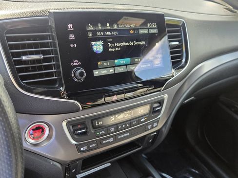 Used 2023 Honda Passport EX-L image 21