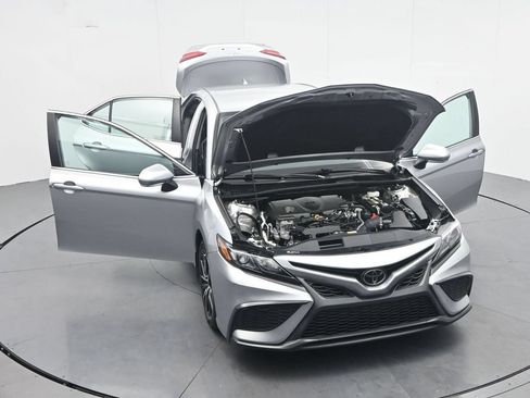 Used 2022 Toyota Camry SE FWD image 46