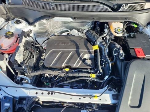 New 2026 Chevrolet Trax LT w/ Driver Confidence Package image 32