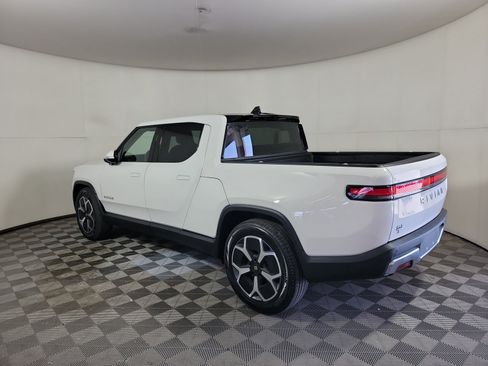 Used 2024 Rivian R1T Adventure AWD/4WD image 3