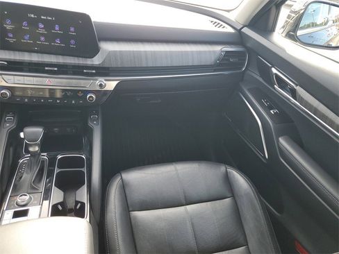 Used 2024 Kia Telluride SX image 28