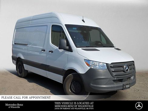 Used 2026 Mercedes-Benz Sprinter 2500 image 1