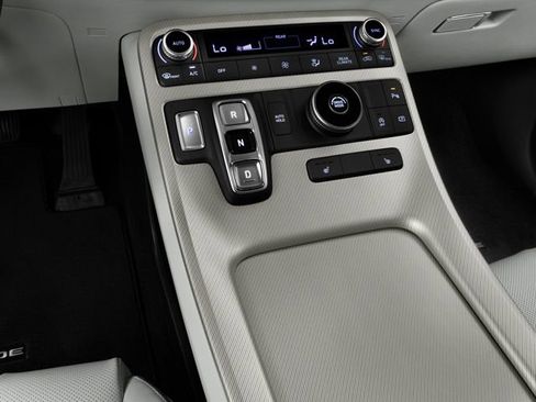 Used 2023 Hyundai Palisade Limited FWD image 9